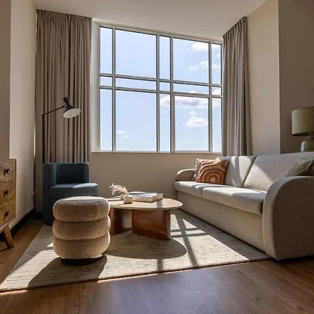 Apartment De Plesman Residences